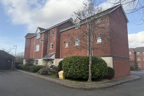 Pipers Lane, Kenilworth * GROUND FLOOR *