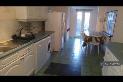 1 bedroom detached house to rent, Broadlands Avenue, London, SW16