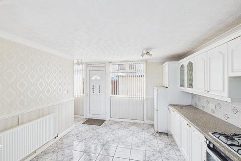 3 bedroom terraced house for sale, Dulverton Close, Bransholme, Hull, HU7 4EN