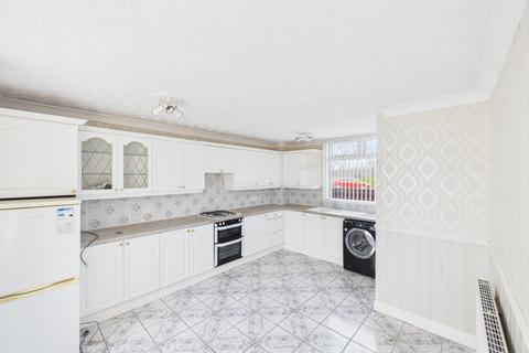 3 bedroom terraced house for sale, Dulverton Close, Bransholme, Hull, HU7 4EN