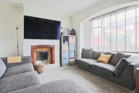 3 bedroom semi-detached house for sale, Hopkins Street, Hull, HU9 5XU