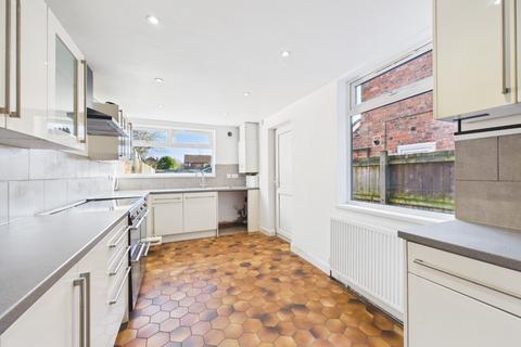 3 bedroom terraced house for sale, Albert Avenue, Anlaby Road, Hull, HU3 6QG