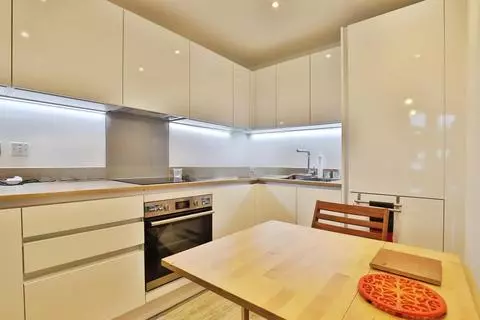 Apartment in Bournemouth - View 3