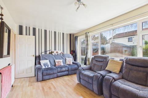 3 bedroom semi-detached house for sale, Coltman Avenue, Beverley, HU17 9DP