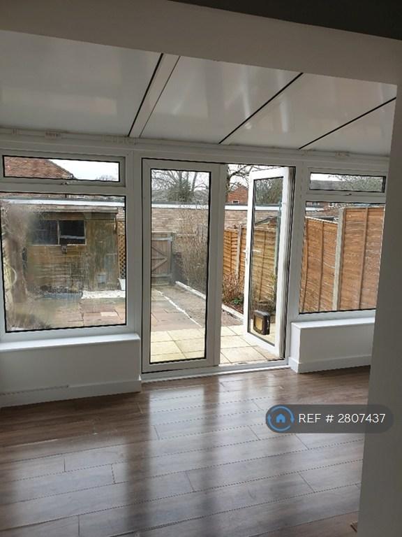 Conservatory Into Back Garden