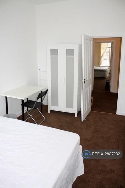 Bedroom 1 (Reverse)