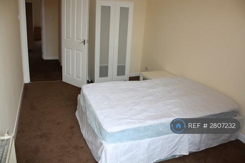 4 bedroom flat to rent, King Street, Aberdeen, AB24
