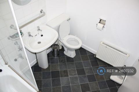 4 bedroom flat to rent, King Street, Aberdeen, AB24