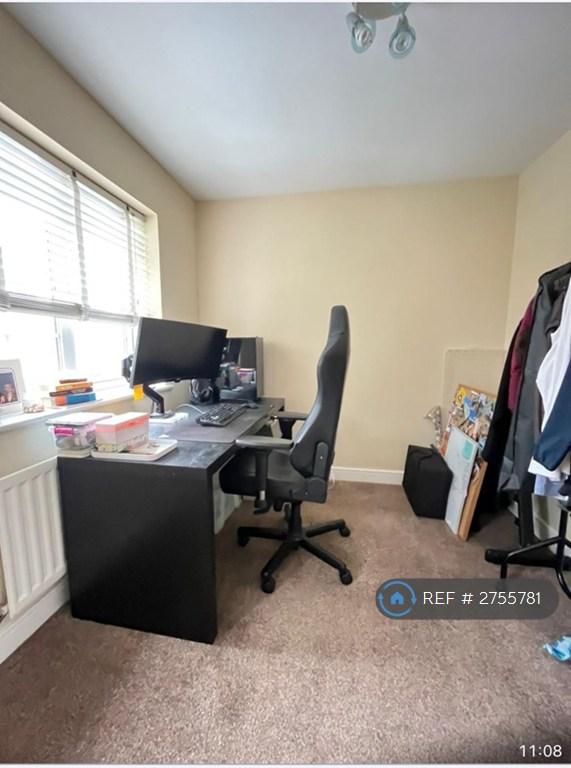 2nd Bedroom