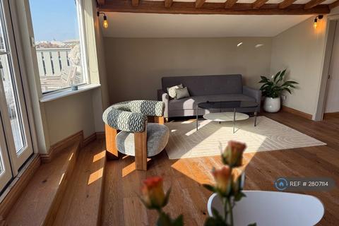 1 bedroom penthouse to rent, Danbury St, London, N1