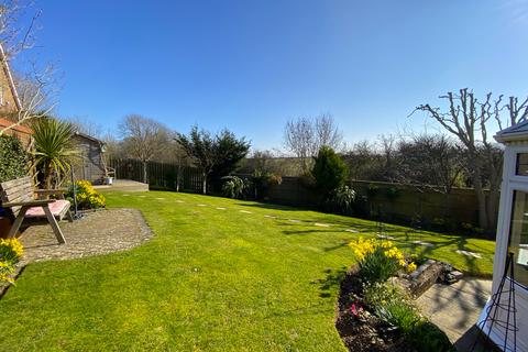 4 bedroom detached house for sale, Heron Ridge, Polegate, East Sussex, BN265BL