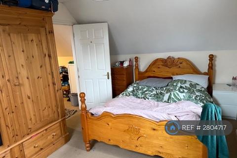2 bedroom flat to rent, Park Road, Watford, WD17