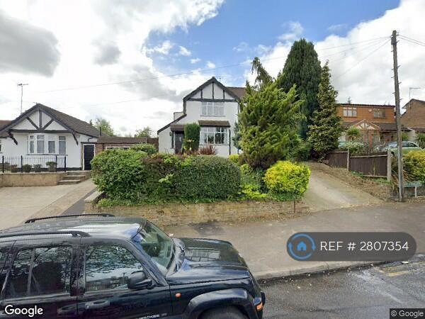 Room Available Detached House Orpington