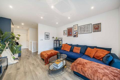 undefined, Corbet Gardens, London W3