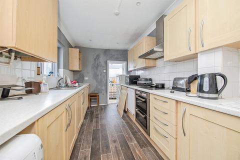 6 bedroom townhouse for sale, Woodbridge Road, Ipswich