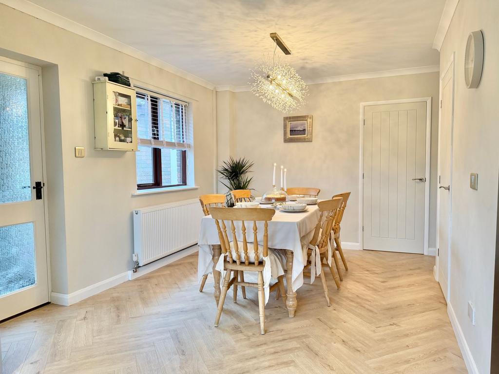 Dining Kitchen