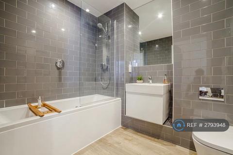 1 bedroom flat to rent, Station Approach, London, SE26