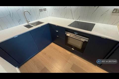 1 bedroom flat to rent, Gasholder Place, London, SE11