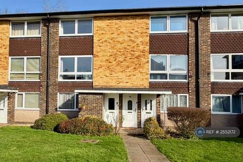2 bedroom maisonette to rent, Broadlands Court, Bracknell, RG42
