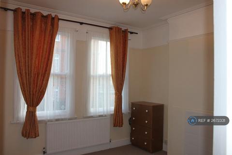 undefined, Gladstone Avenue, London, N22