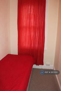 undefined, Gladstone Avenue, London, N22
