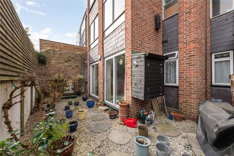 1 bedroom apartment for sale, Flask Walk, London, NW3