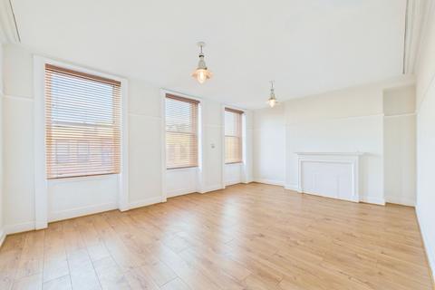 undefined, High Street, Cheltenham GL50