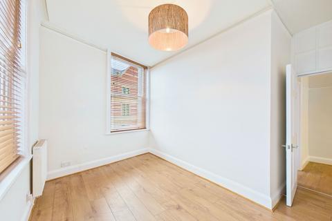 undefined, High Street, Cheltenham GL50