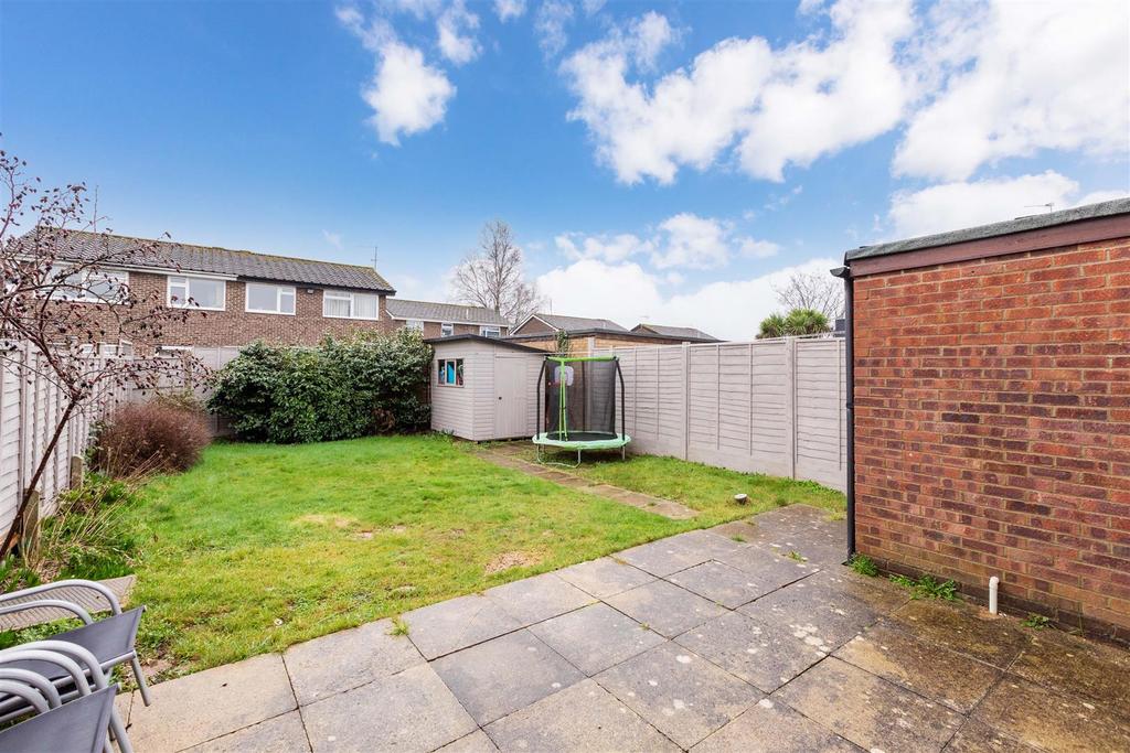 10 Purssell Close-1.jpg