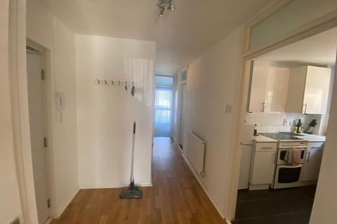 1 bedroom flat to rent, Rokesby Place, Wembley