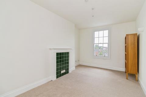2 bedroom flat for sale, Magdalen Street, Exeter