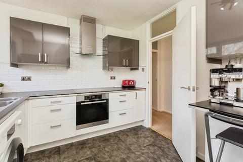 2 bedroom flat for sale, Jenyns Court, ABINGDON