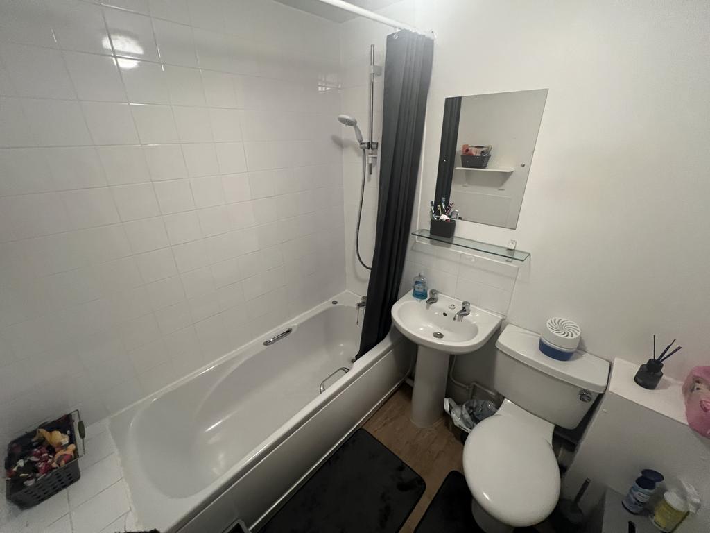 Bickley moss bathroo