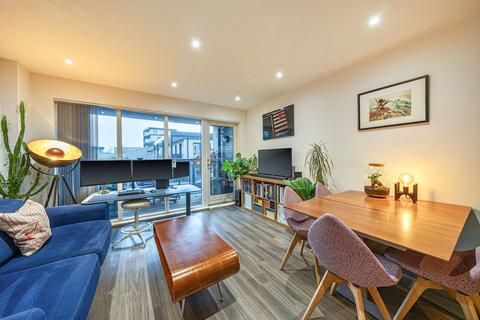2 bedroom flat for sale, The Porter Building, 130 Spa Road, SE16