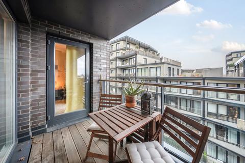 2 bedroom flat for sale, The Porter Building, 130 Spa Road, SE16
