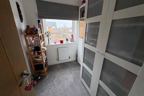 4 bedroom semi-detached house for sale, New Dawn Place, Stratton, Swindon