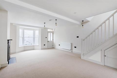 3 bedroom house for sale, Robertson Road, Brighton BN1