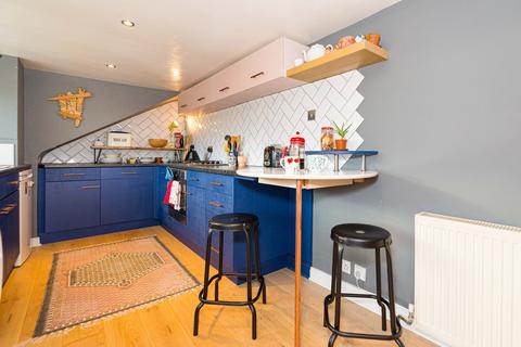 2 bedroom apartment for sale, Station Road, Hendon, NW4