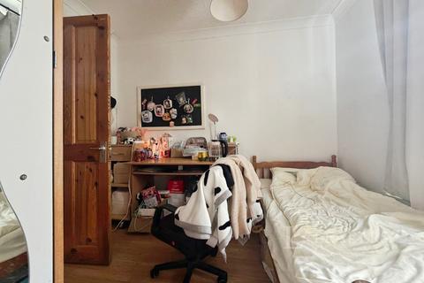 4 bedroom terraced house to rent, Village Close, Wilberforce Road, Norwich, NR5