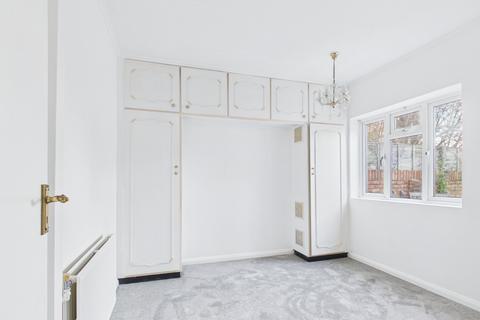 undefined, Hyceia, Hampton Lane, Hanworth, Greater London, TW13