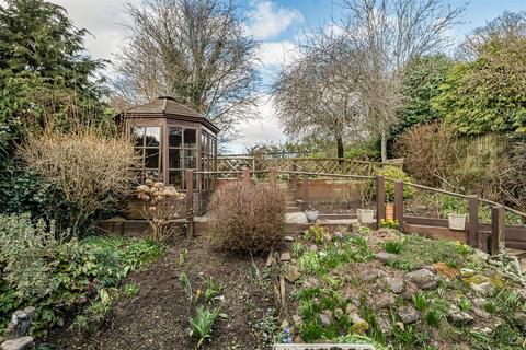 2 bedroom bungalow for sale, Lark Rise, Liphook