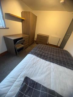 1 bedroom in a house share to rent, Teignmouth Road, Birmingham B29