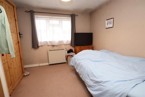 2 bedroom end of terrace house for sale, Horsfield Close, Dartford