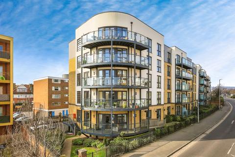 2 bedroom ground floor flat for sale, Southfields Road, Eastbourne