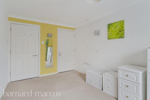 1 bedroom flat for sale, Ashley Avenue, Epsom