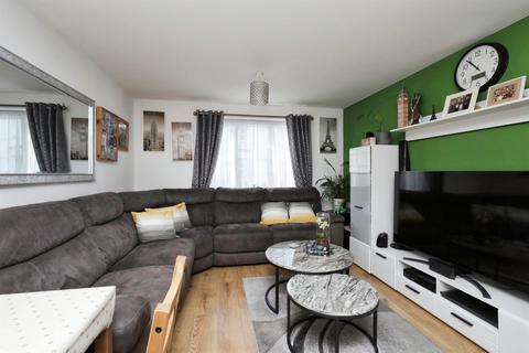 2 bedroom flat for sale, Susans Road, Eastbourne