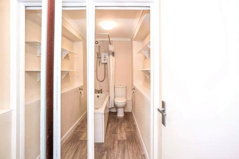 undefined, Crombie Close, Hampshire PO8