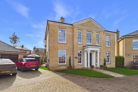 undefined, Maple Crescent, Loddon