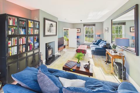 undefined, Maple Crescent, Loddon