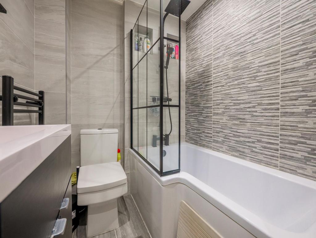 Family Bath/Shower Room
